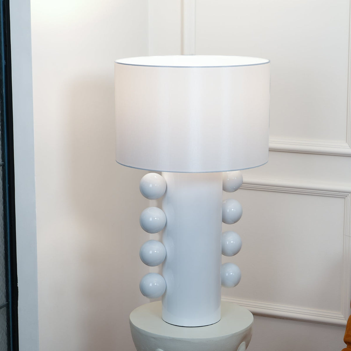 Nixu Fabric Whimsical Table Lamp