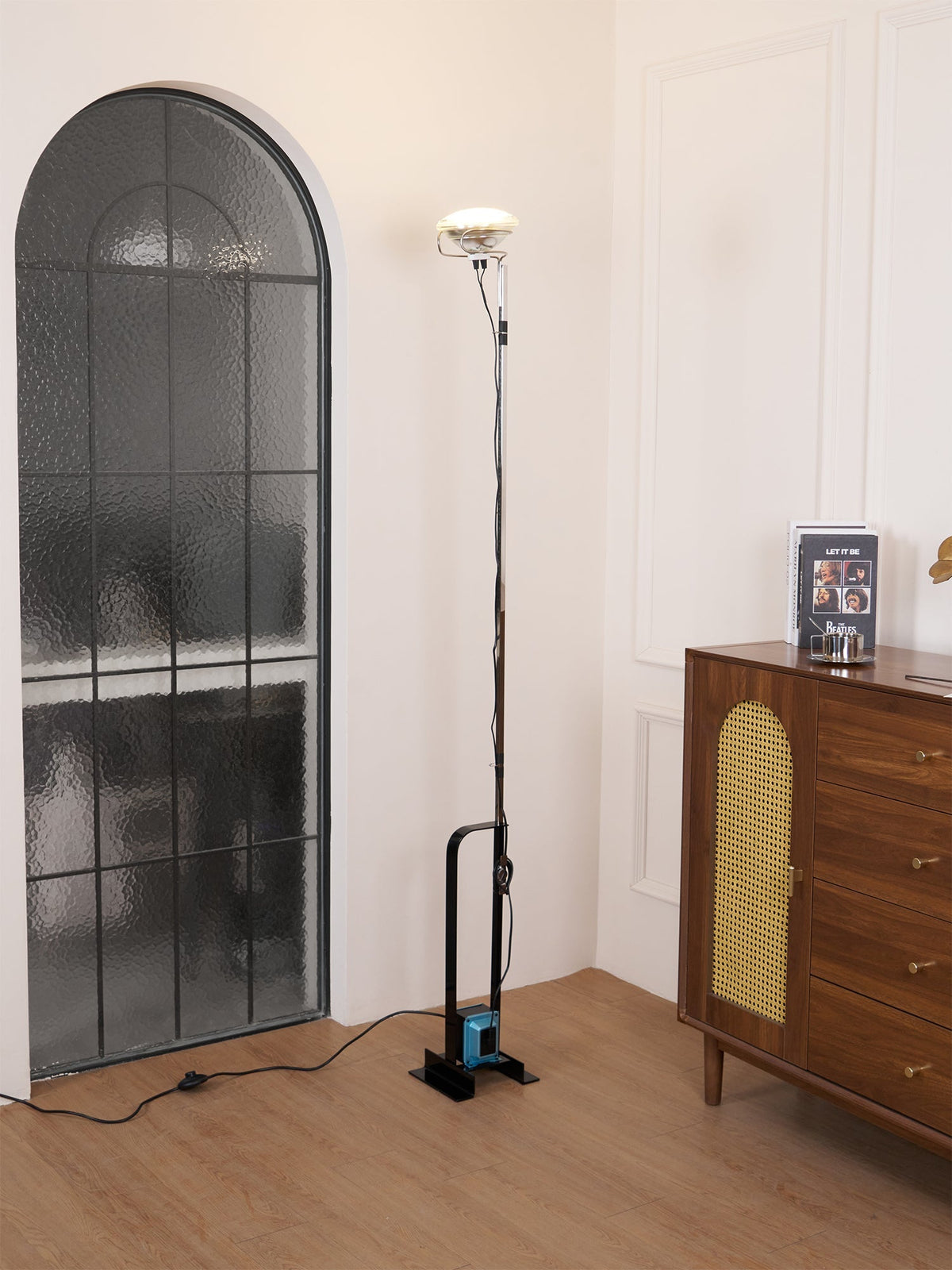Jiro Contemporary Floor Lamp