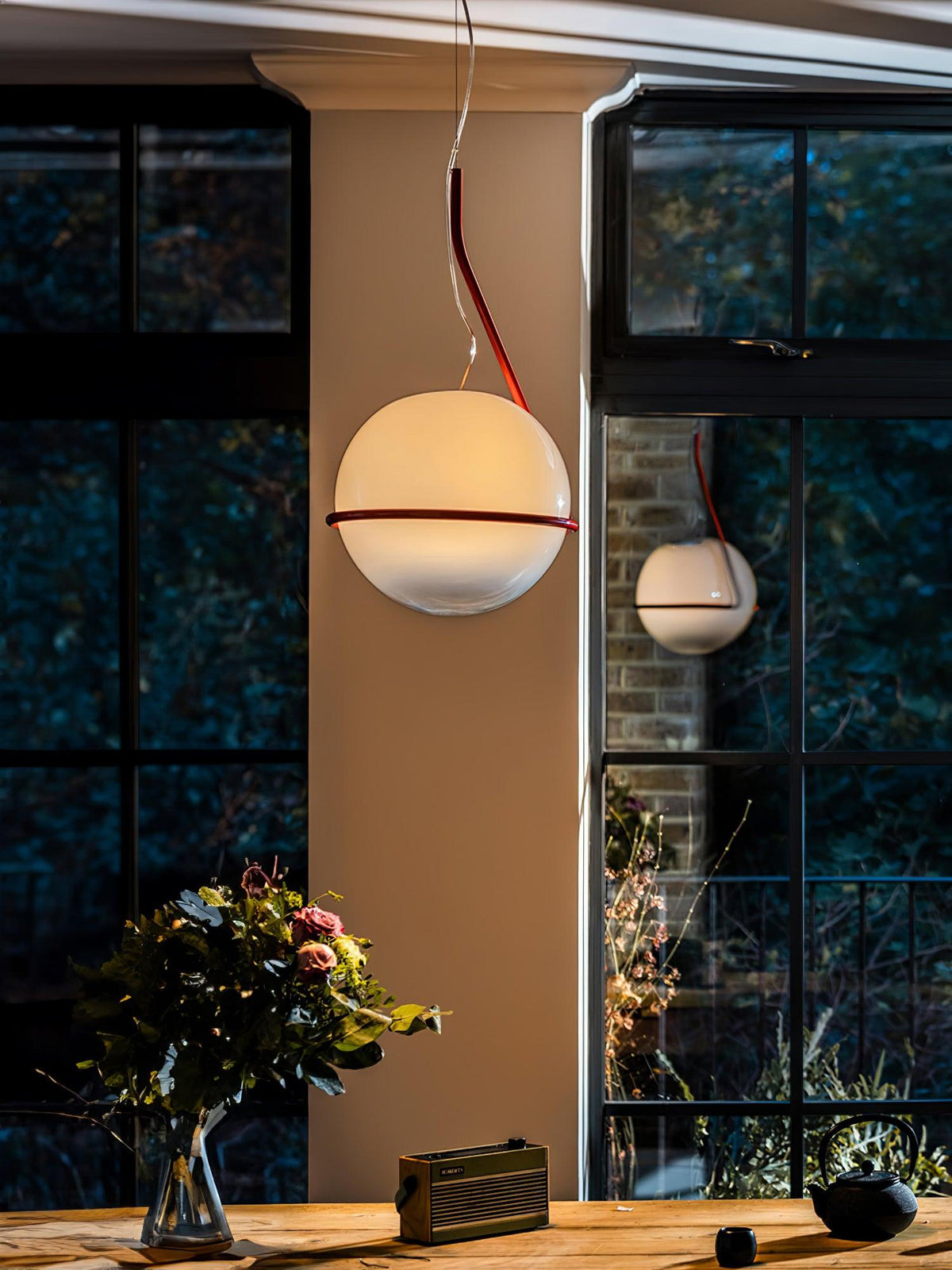 Circular Minimalist Pendant Lamp