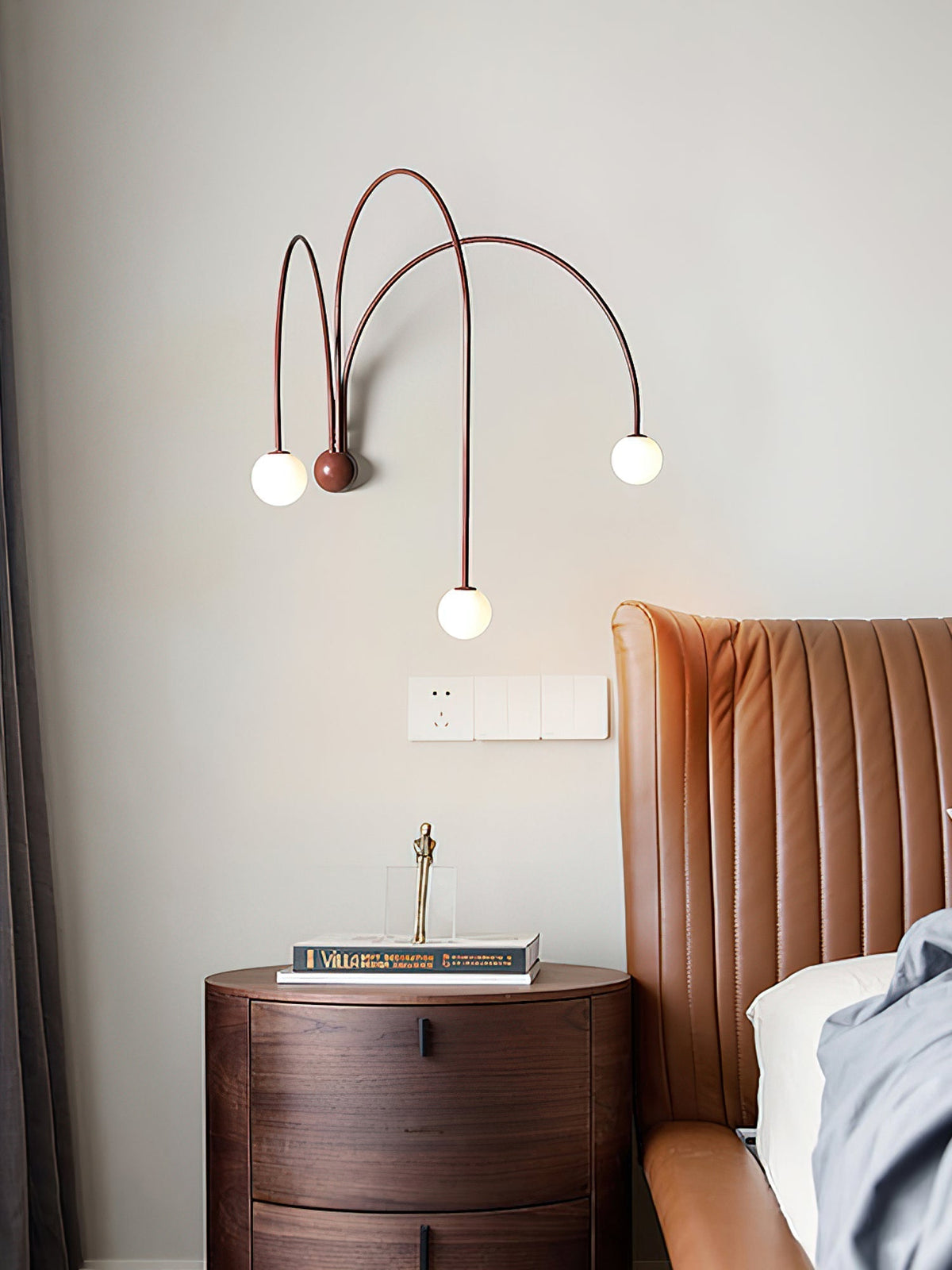 Porthyn Finale Wall Lamp