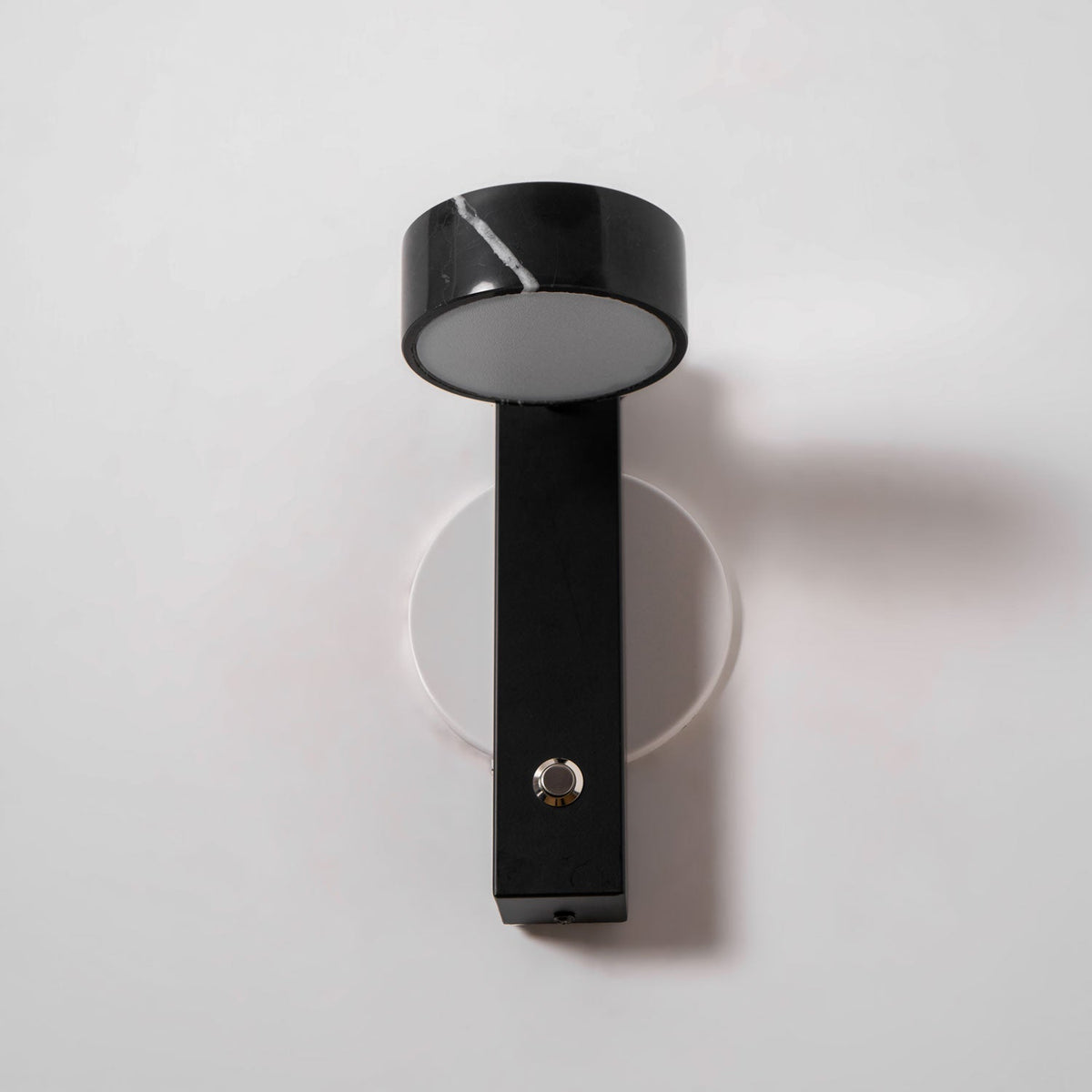 Seliseria Modern Wall Lamp