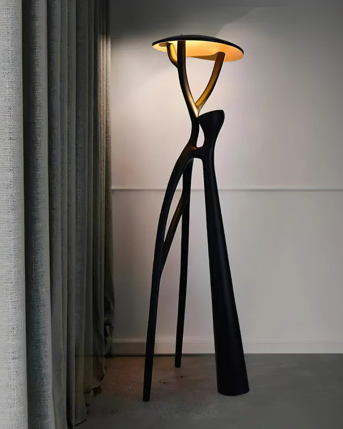 Seluia Gothic Tree Sculpture Floor Lamp