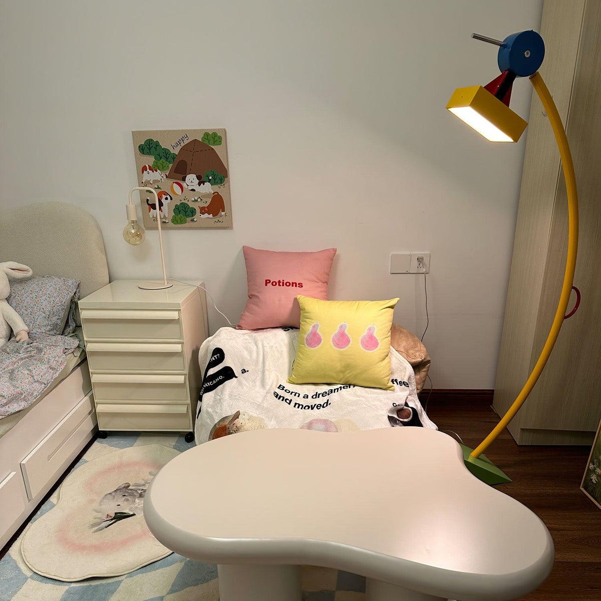 Ecori Acrylic Artistic Floor Lamp