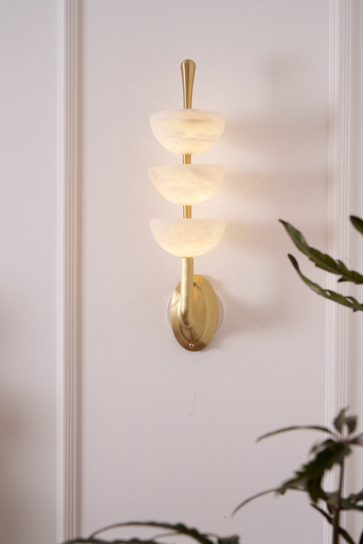 Pamio Triple Alabaster Indoor Wall Light