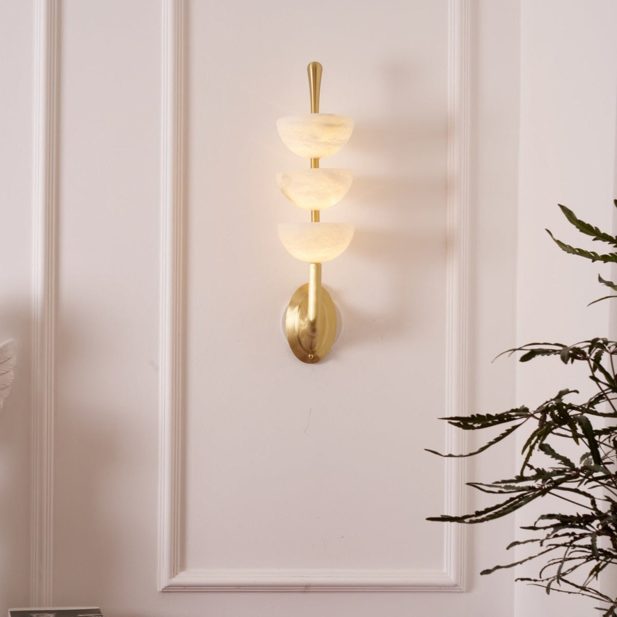 Pamio Triple Alabaster Indoor Wall Light
