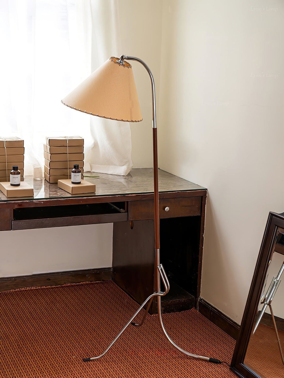 Lysandir Arc-shaped Wood Floor Lamp