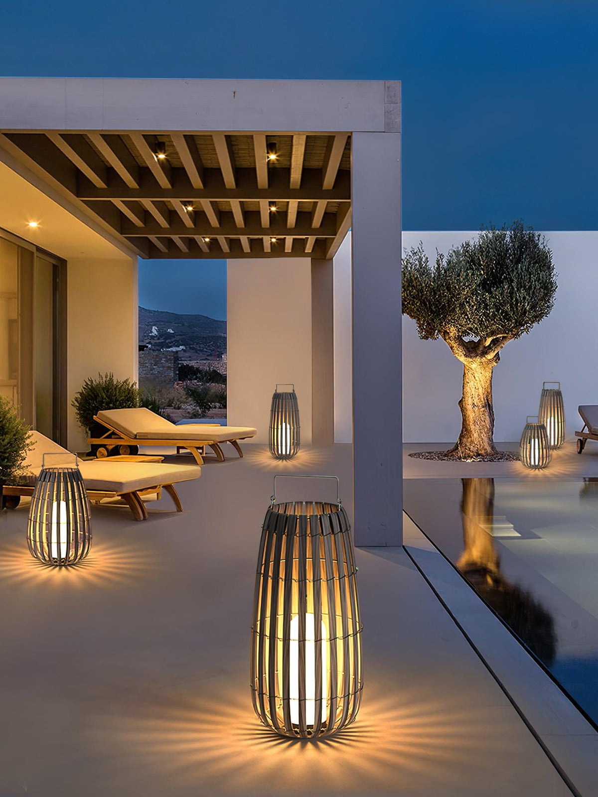 Veshael Tropic Braid Lantern Outdoor Lamp