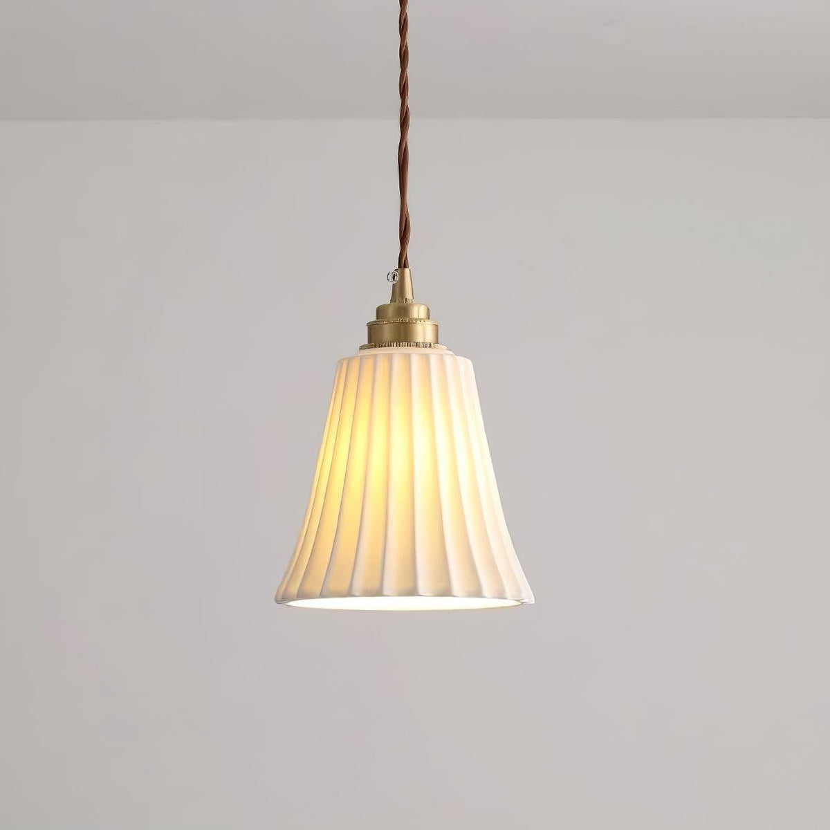 Mirirette Premium Nordic Art Trumpet Ceramic Pendant Light
