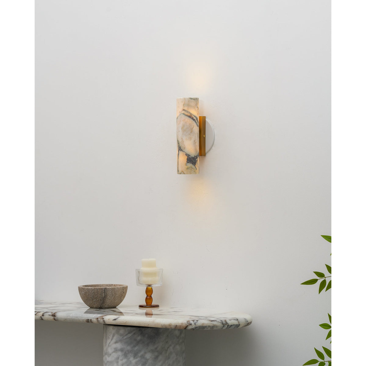 Kenoa Tubular Marble Indoor Wall Light