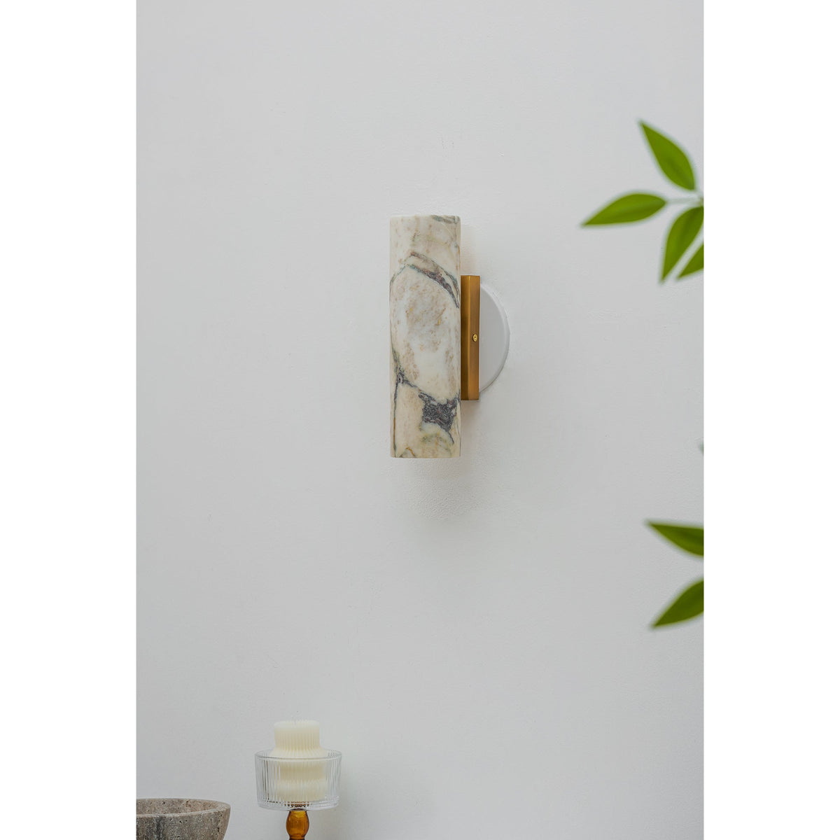 Kenoa Tubular Marble Indoor Wall Light