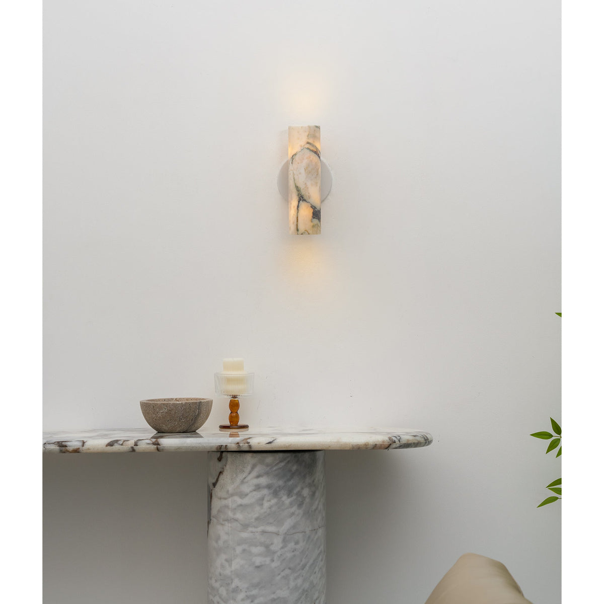Kenoa Tubular Marble Indoor Wall Light