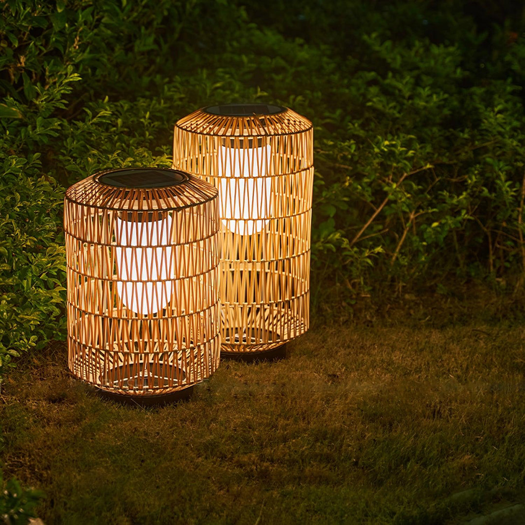 Velaleria Outdoor Light