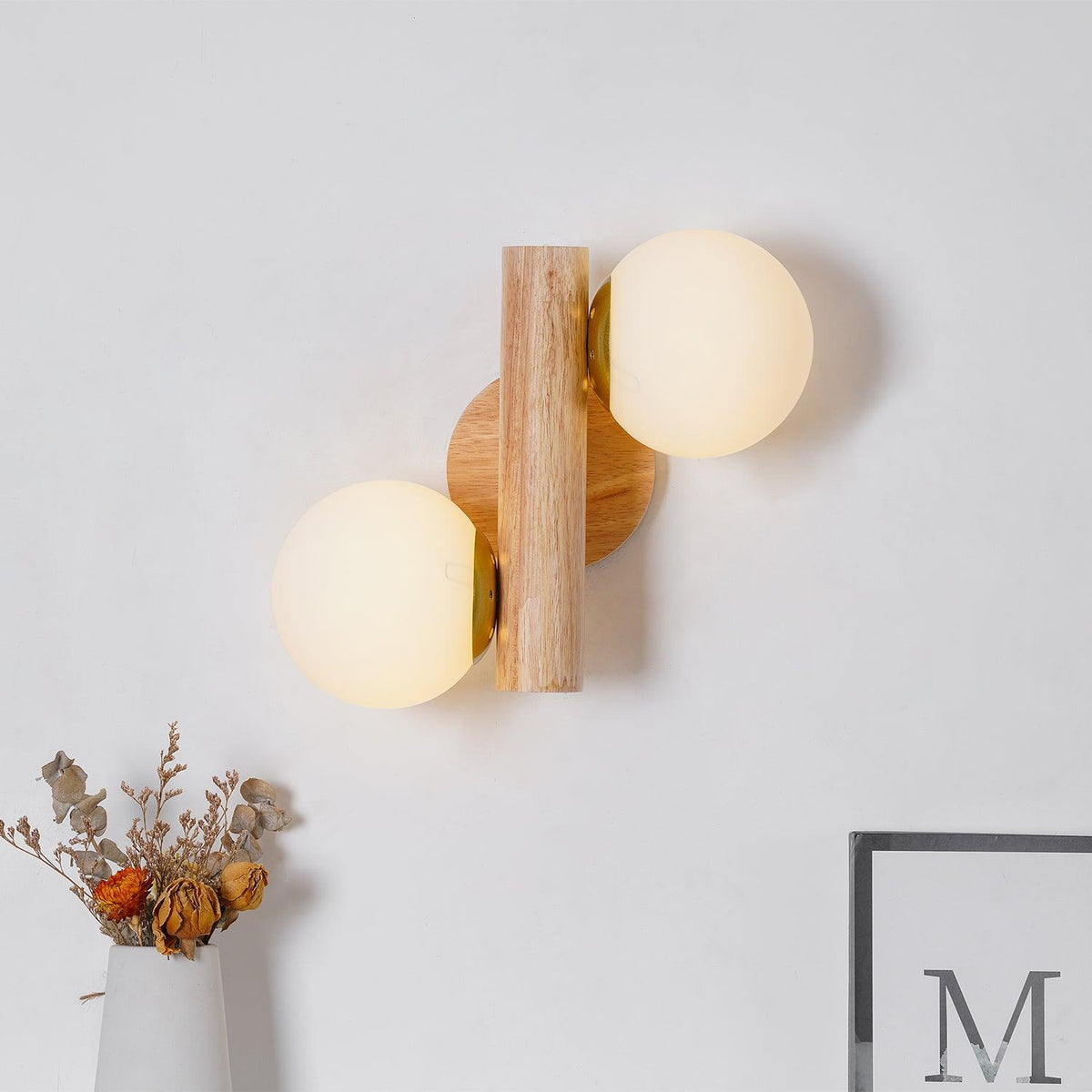 Muto Antique Cottage Wood Wall Light  Rotatable