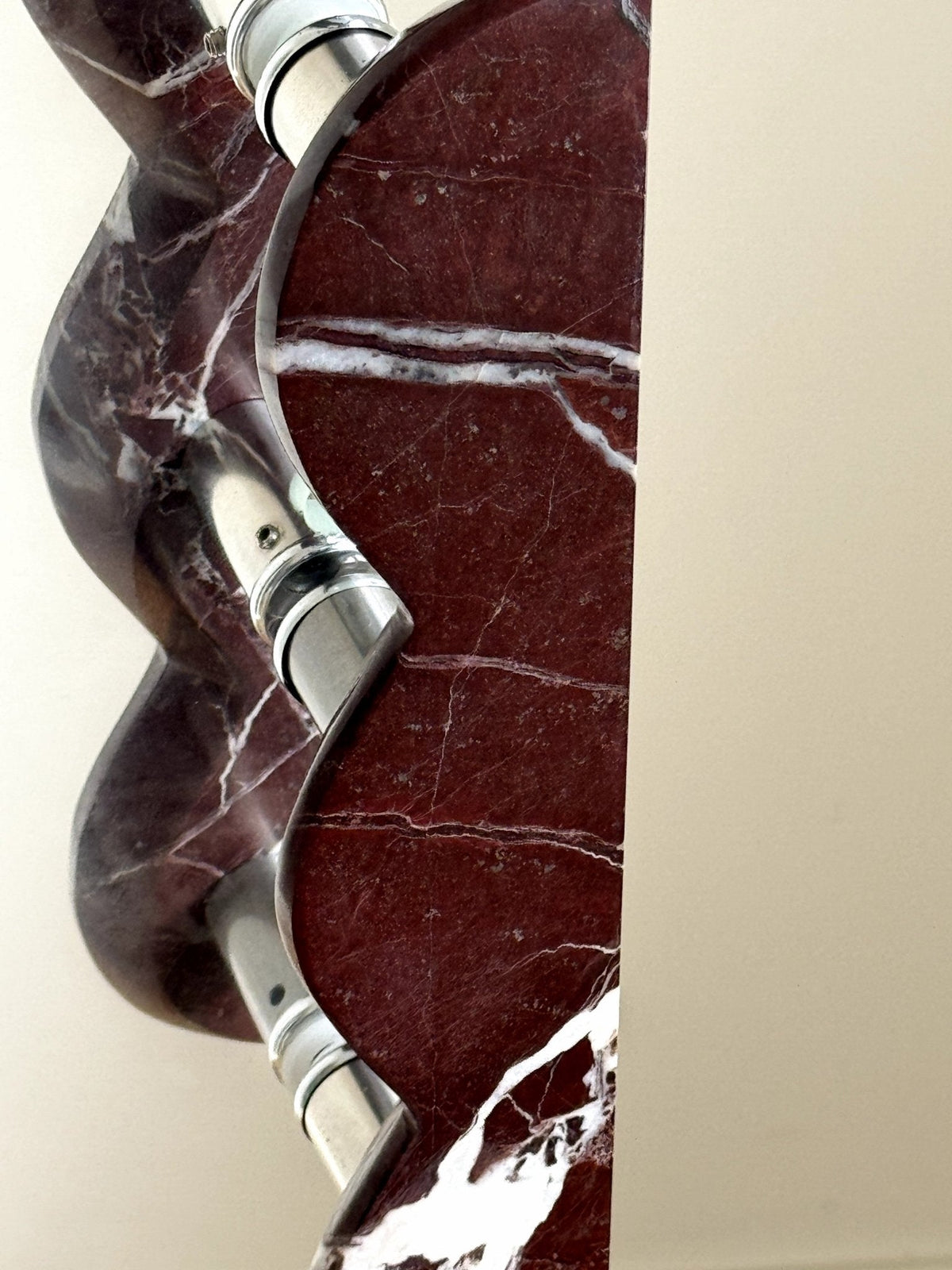 Marisyn Twin-Curve Pull Handle