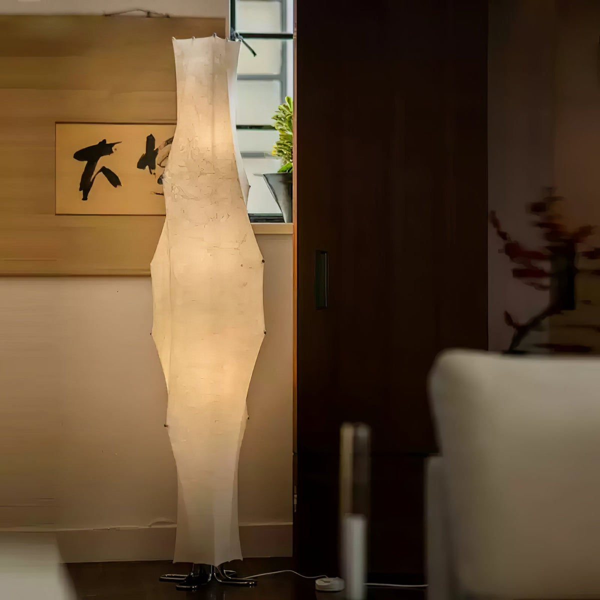 Vela Twist Silk Floor Lamp