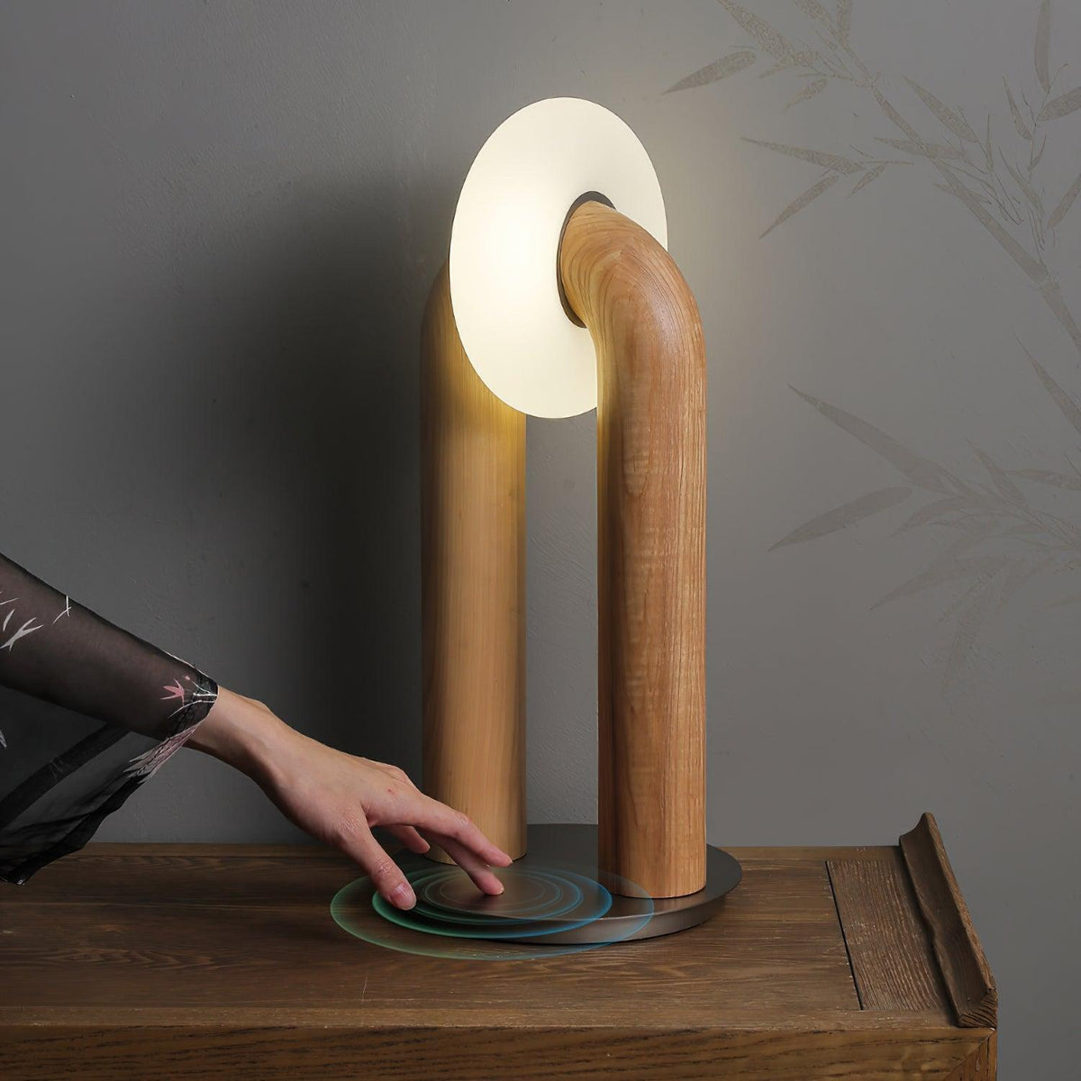 Elvelelia Vintage Wood Table Lamp