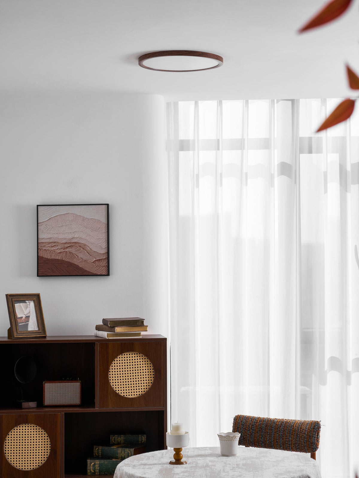 Femae Ultrathin Round Flush Mount Ceiling Light