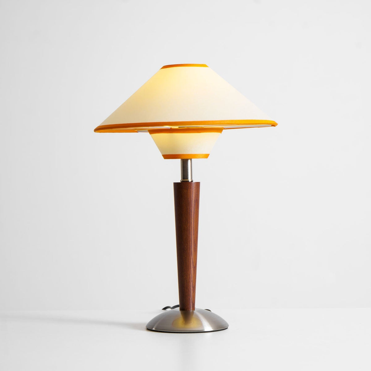 Vido Wood Table Lamp