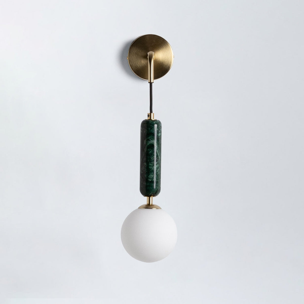 Aveneraria Wall Lamp