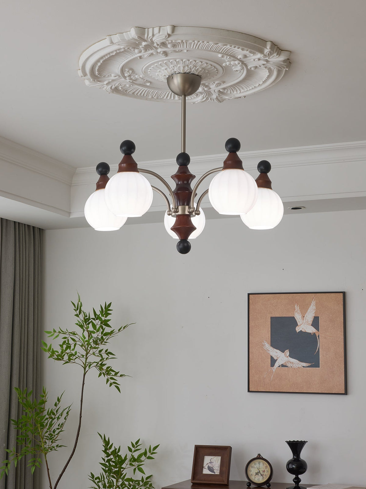 Zosilara Traditional Elegance Wood Chandelier