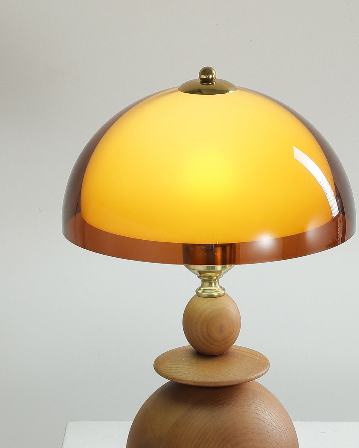 Yelhurst Table Lamp