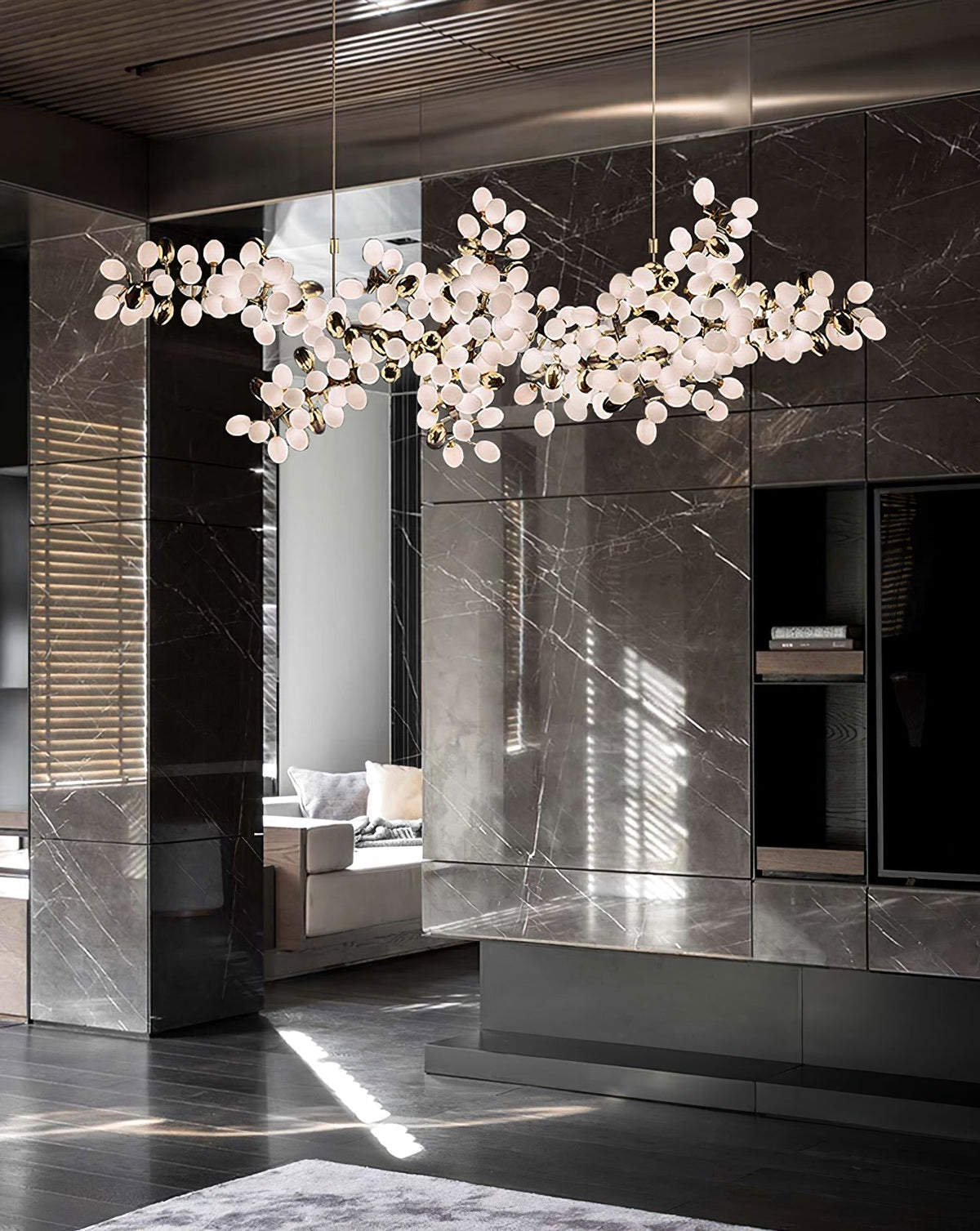 Lioraaria Glass Chandelier
