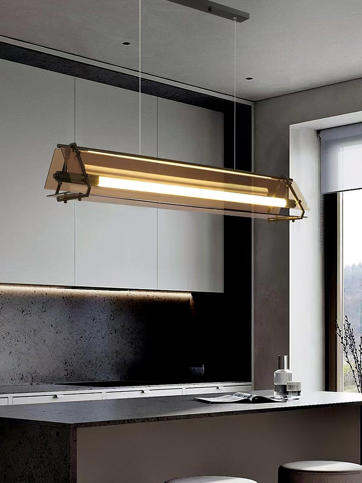Carven Glass Minimalistic Pendant Light