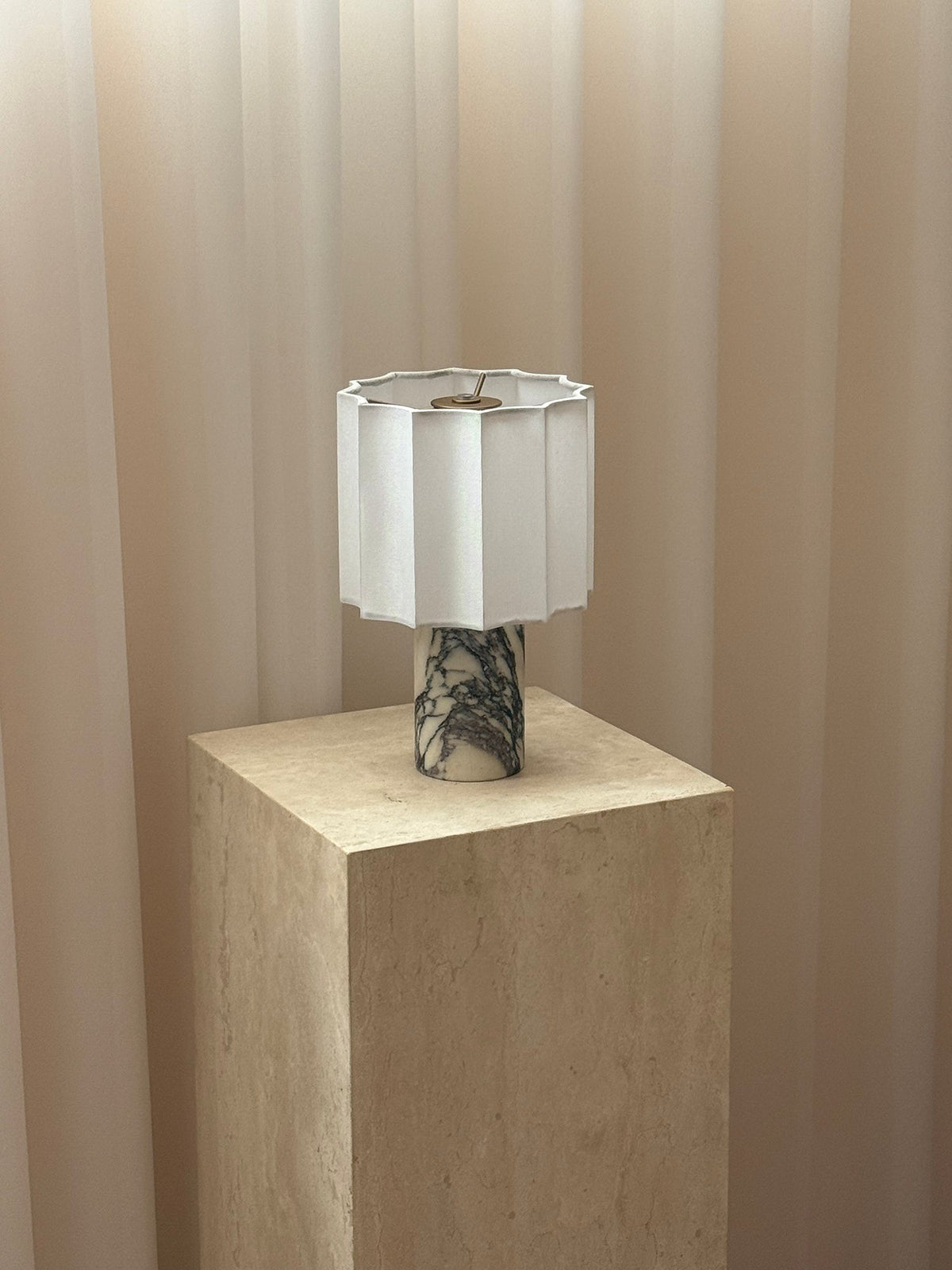 Selivella Table Lamp (Built-in Battery)