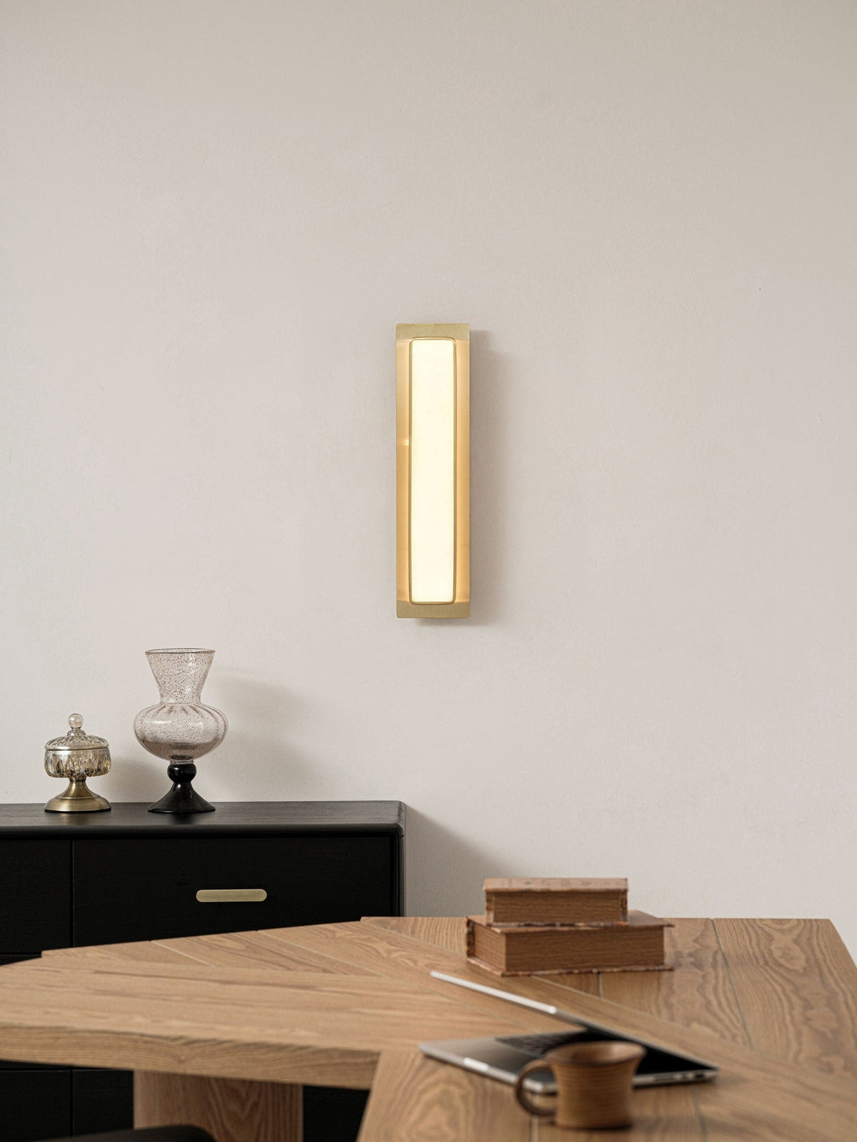 Yedia Alabaster Indoor Wall Light