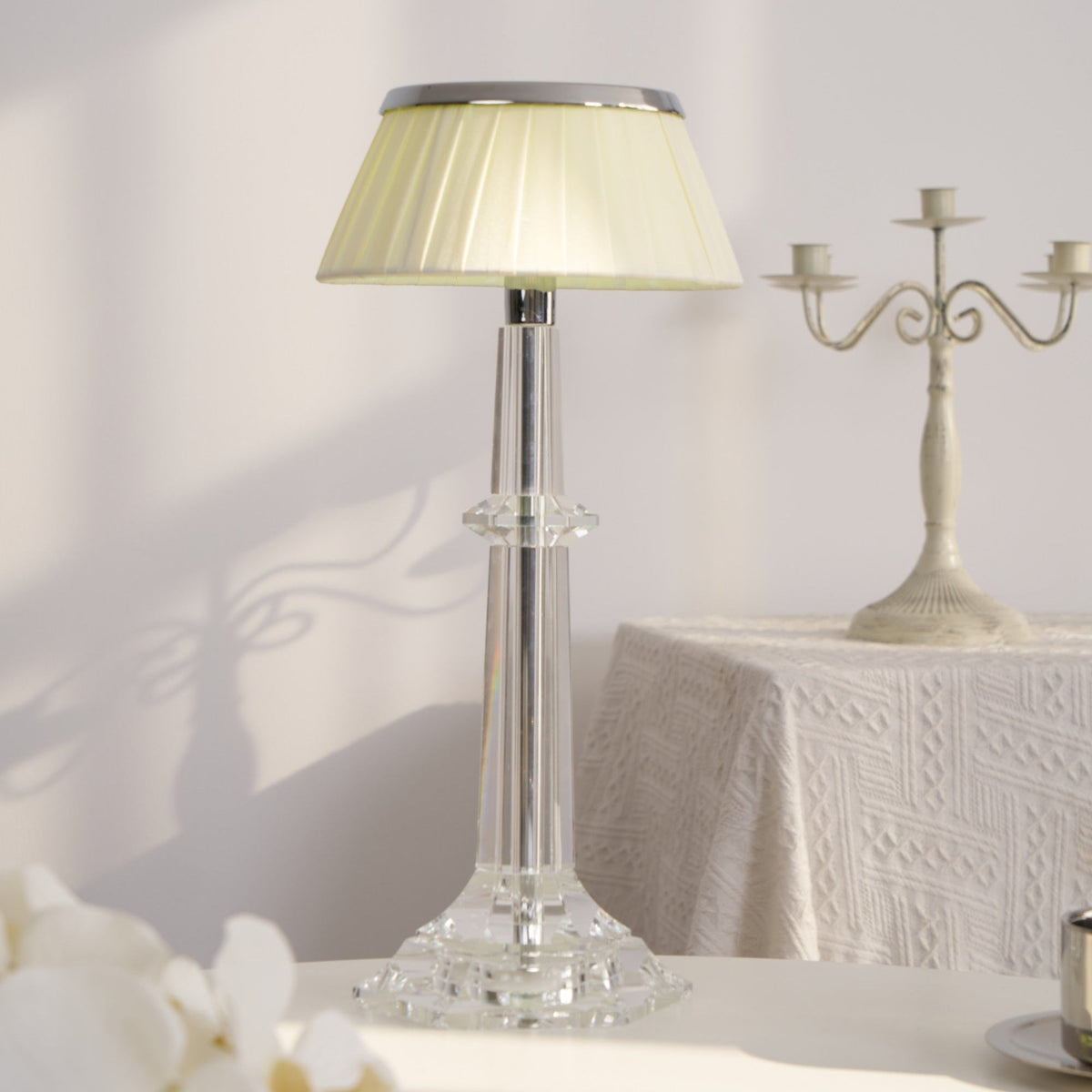 Haloza Fabric Luxurious Table Lamp