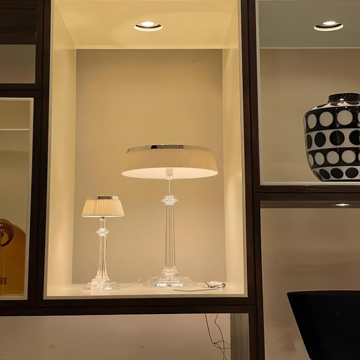 Haloza Fabric Luxurious Table Lamp
