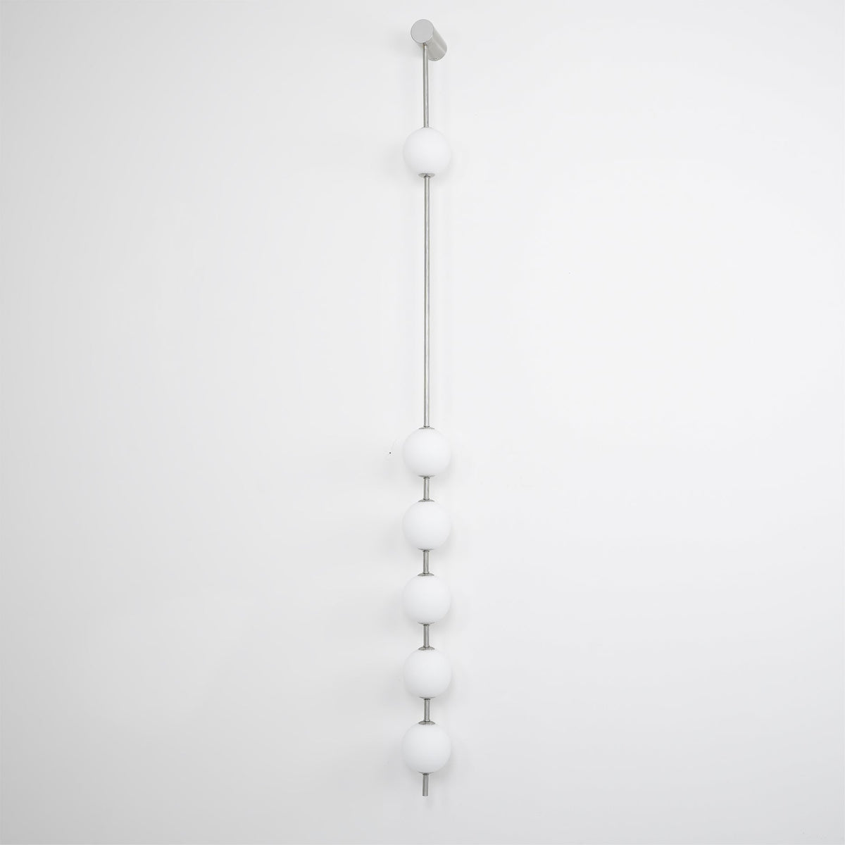 Willa Wall Lamp Vertical Balls Brass