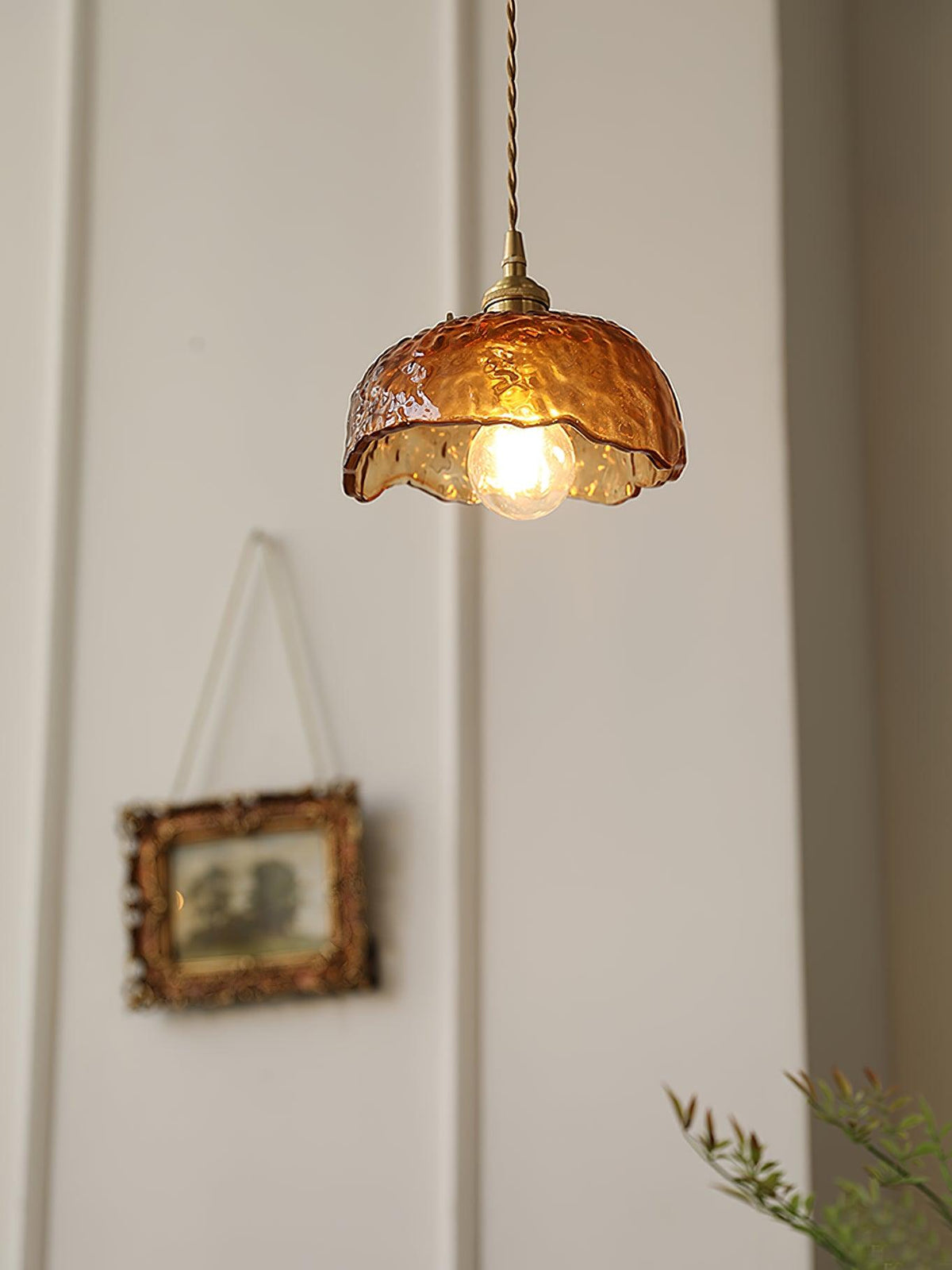 Xason Brown Glass Pendant Light