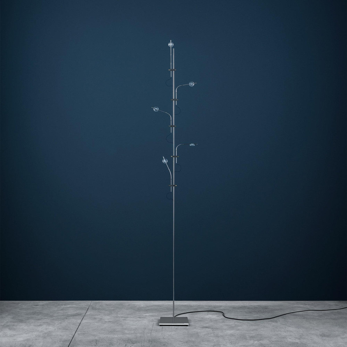 Receiv Steel Floor Lamp