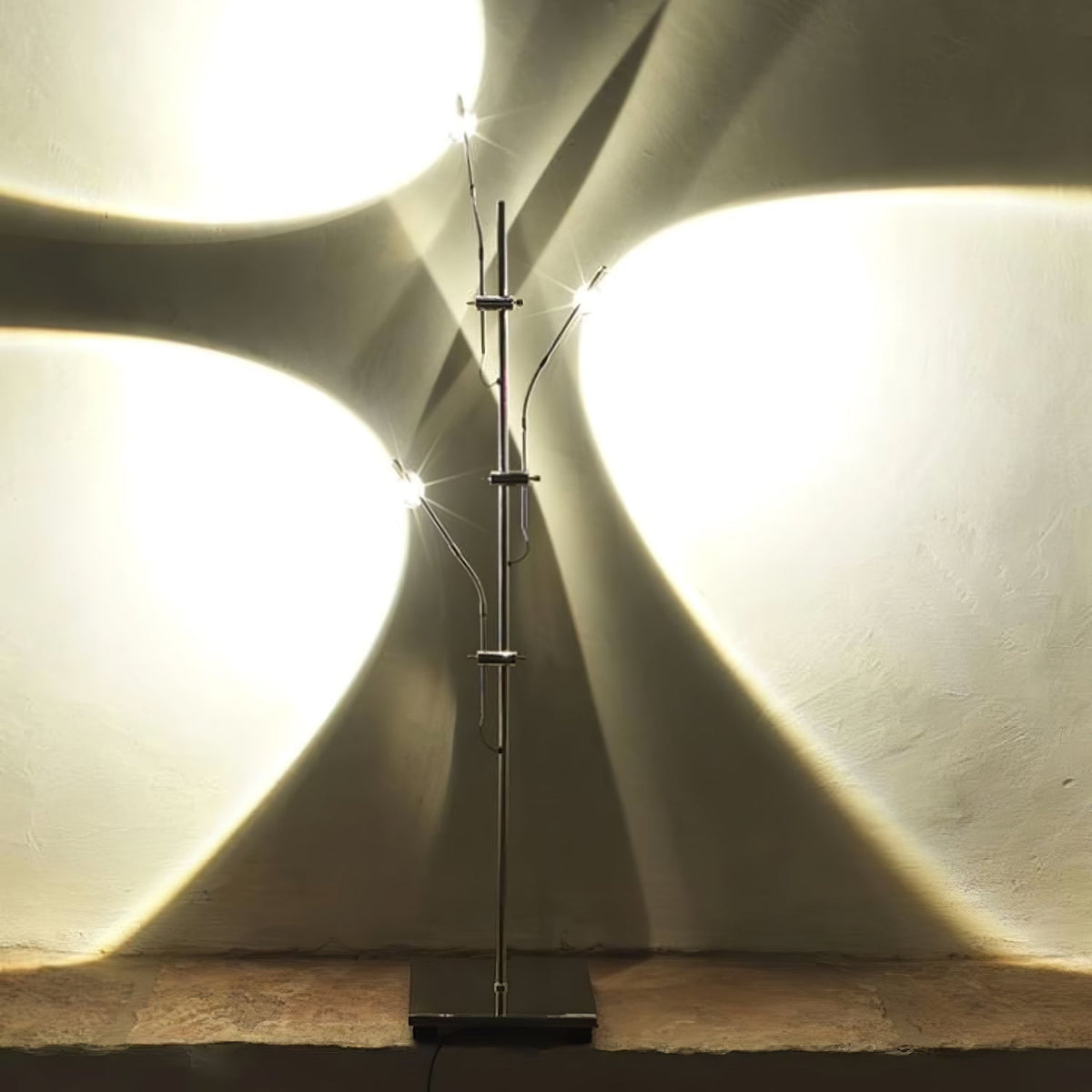 Lzzy Modern Table Lamp