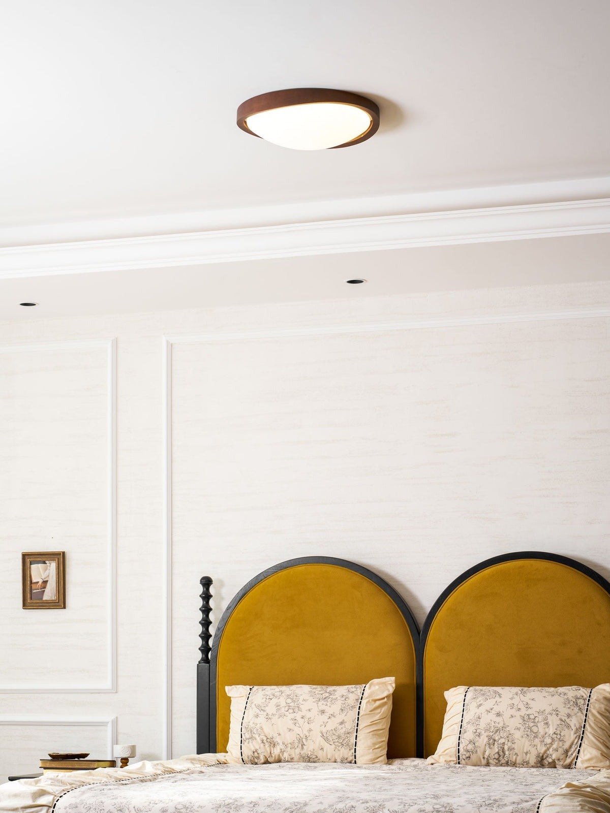 Kima Curved Edge Flush Mount Ceiling Light