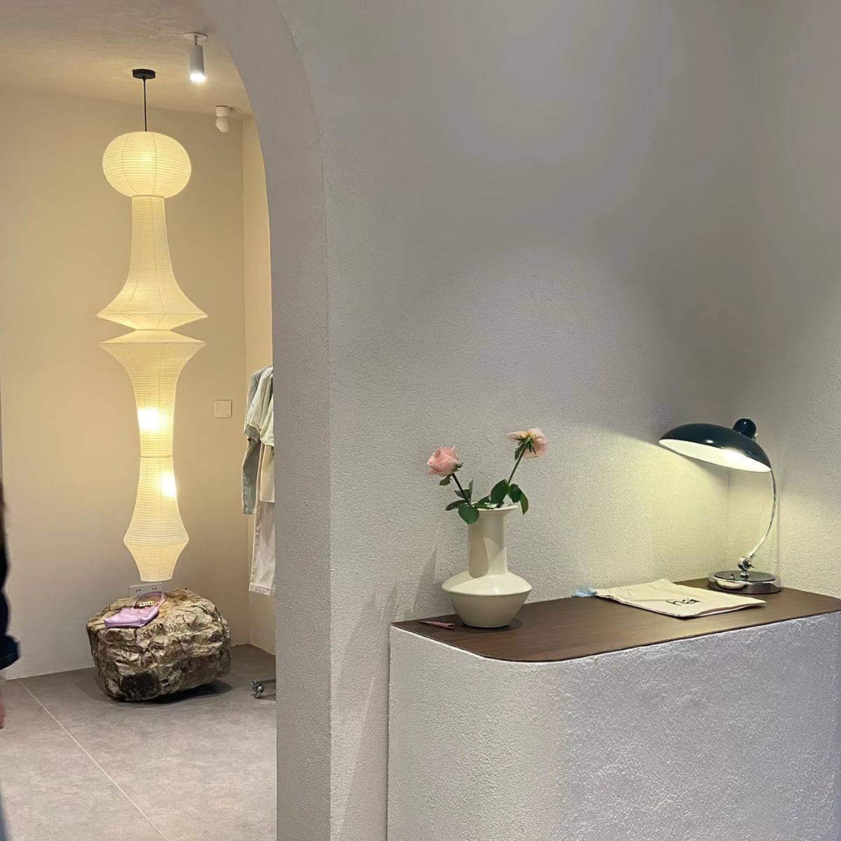 Isalo Washi Paper E Pendant Light