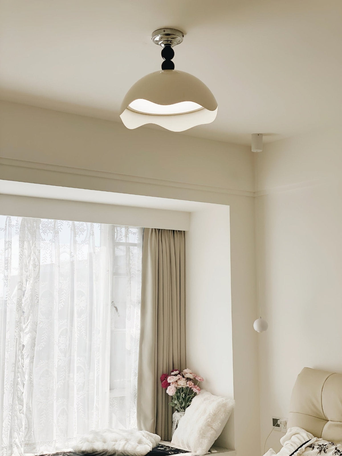 Riveella Nordic Art Wave Crest Ceiling Lamp