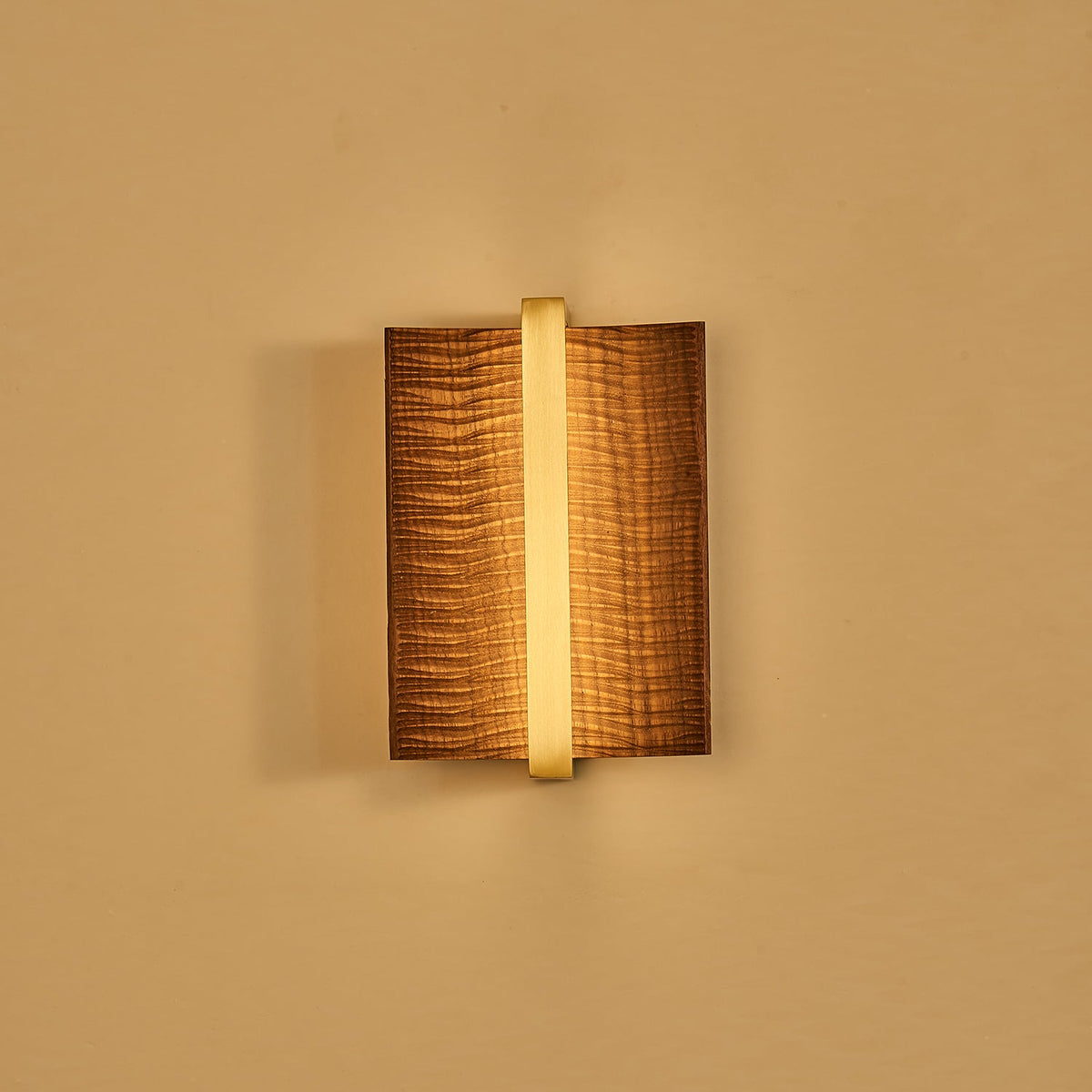 Vevinir Premium Nordic Art Wood Wall Light