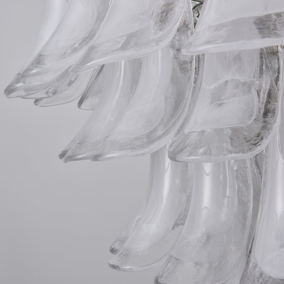 Eirivine Chandelier White Cloud Glass Petals