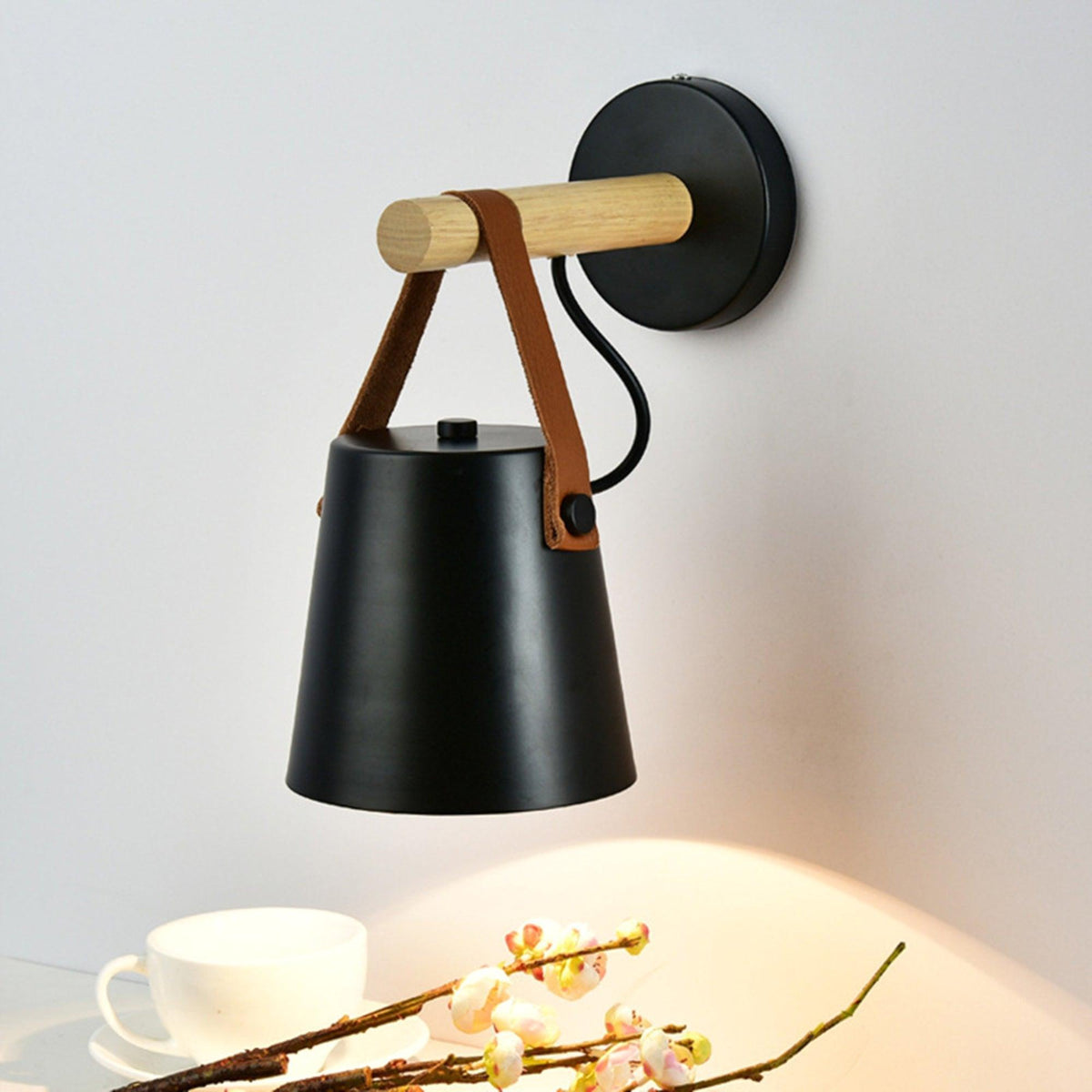 Virixon Wood Leather Wall Lamp