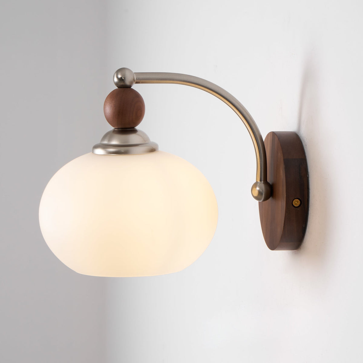 Vicare Premium Nordic Art Glass Wall Lamp