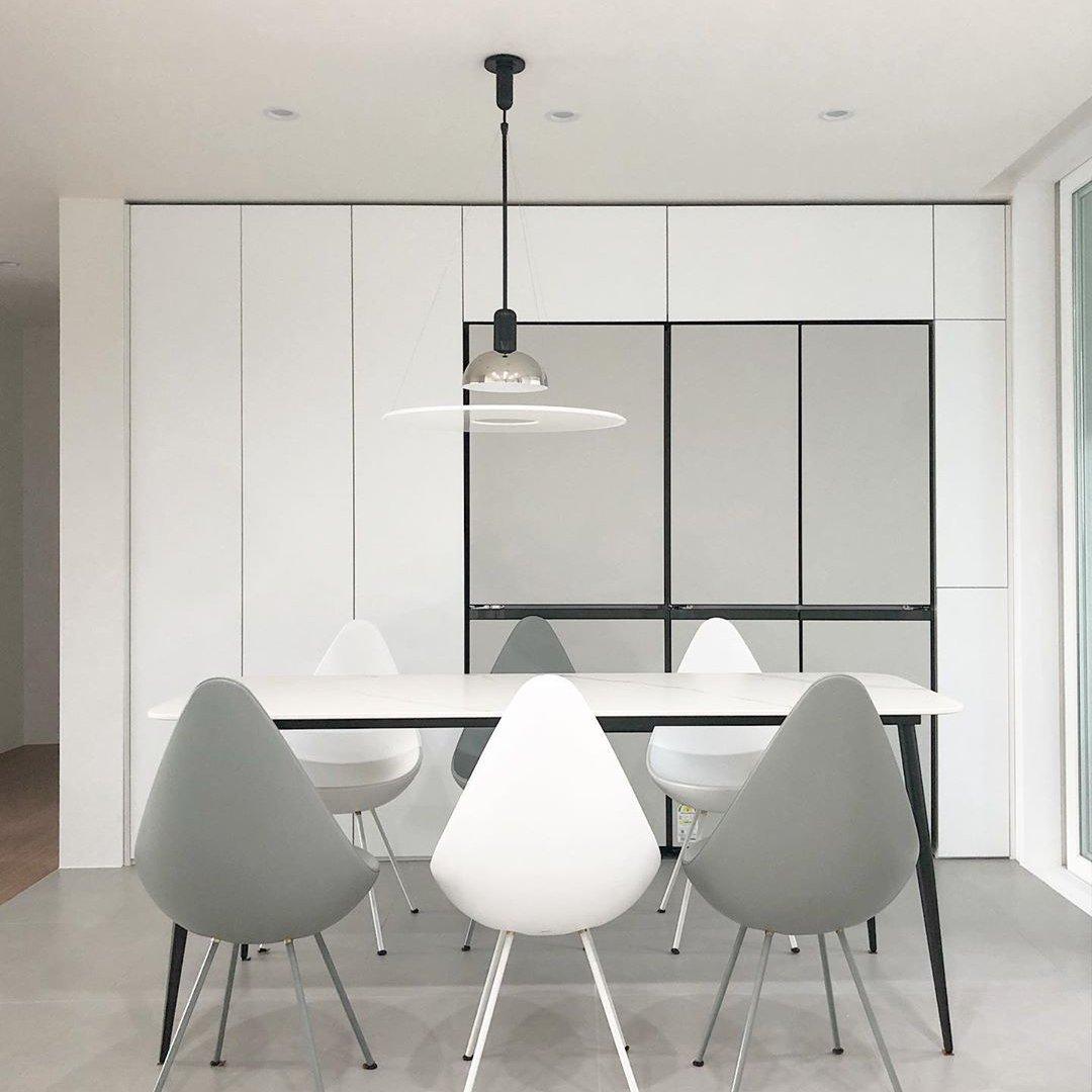 Viraeleria Flying Saucer Pendant Light